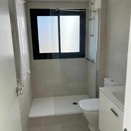 House Close To With Shared Pool 別荘 フエンヒロラ