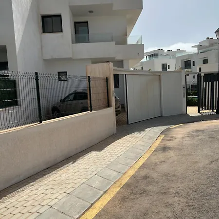 House Close To With Shared Pool Dom wakacyjny Fuengirola